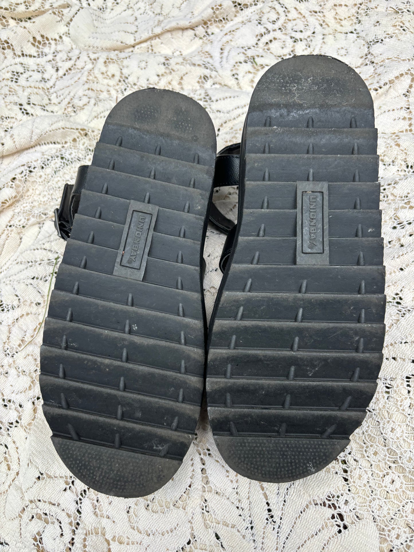 Unionbay Chunky Sandal - Size 7.5
