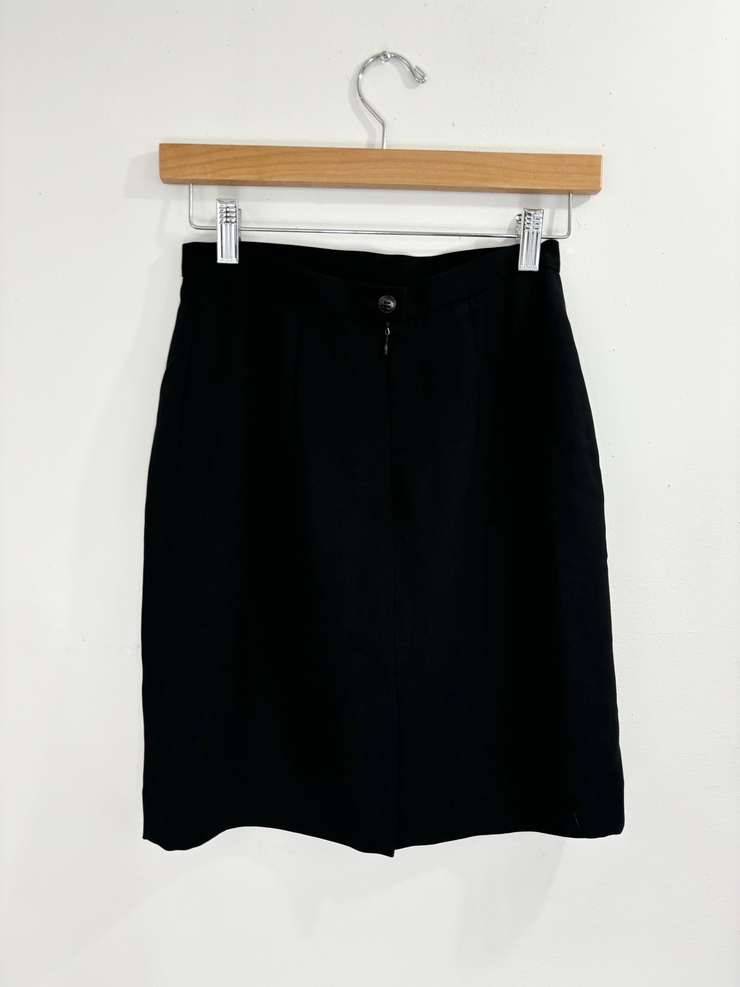 Vintage Petite Sophisticate Pencil Skirt with Embroidery - 25