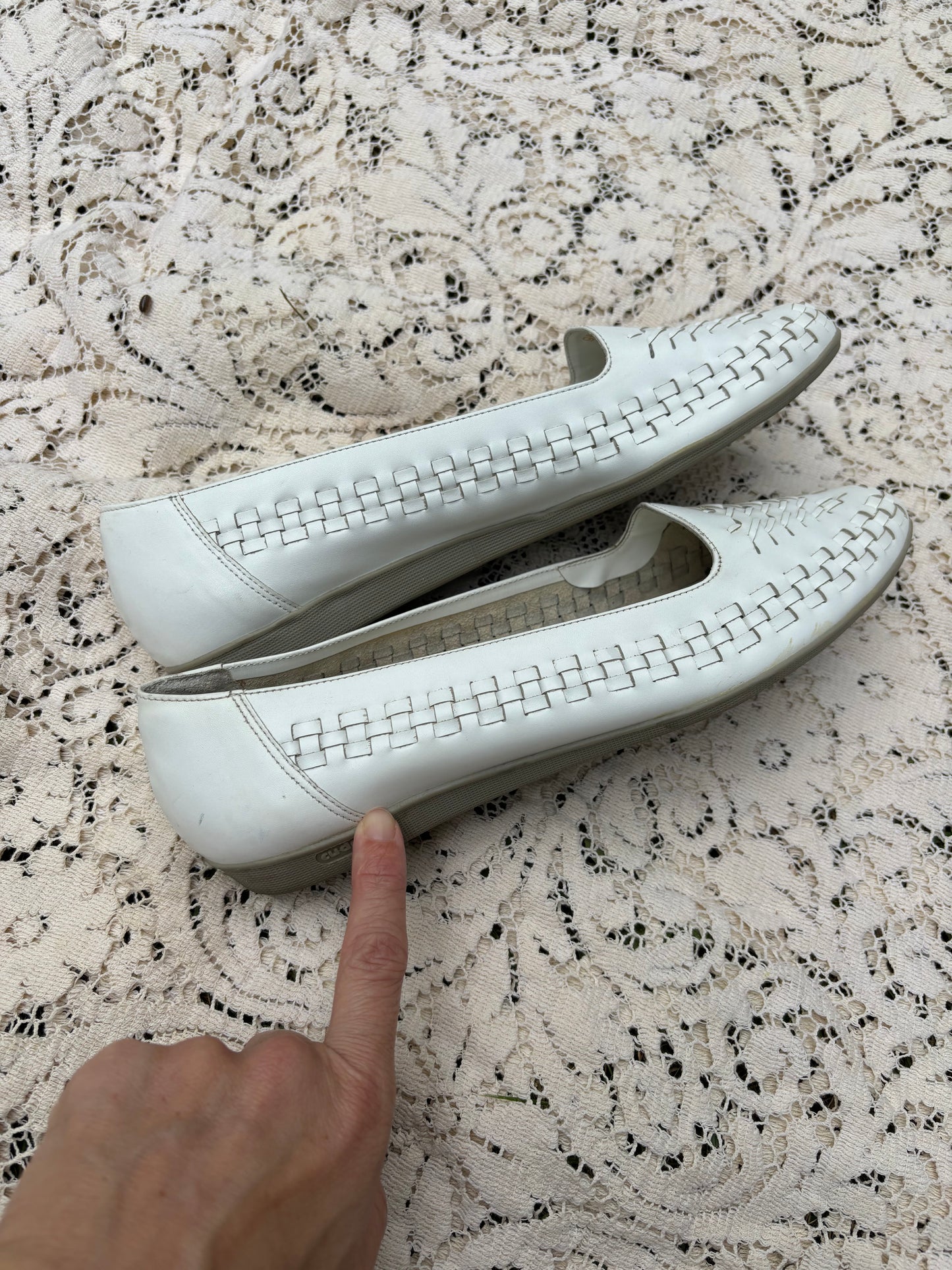 Vintage White Leather Slides - Size 9